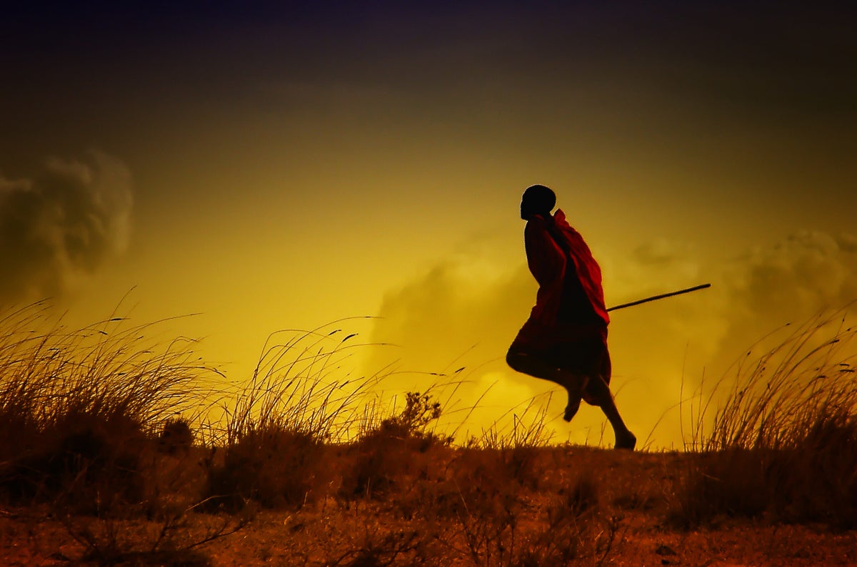 The Lung-Gom-Pa Runners of Old Tibet - Trail Runner Magazine