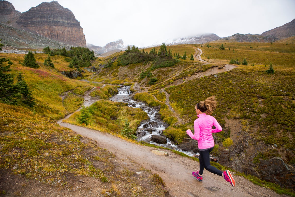 trail runner for hiking