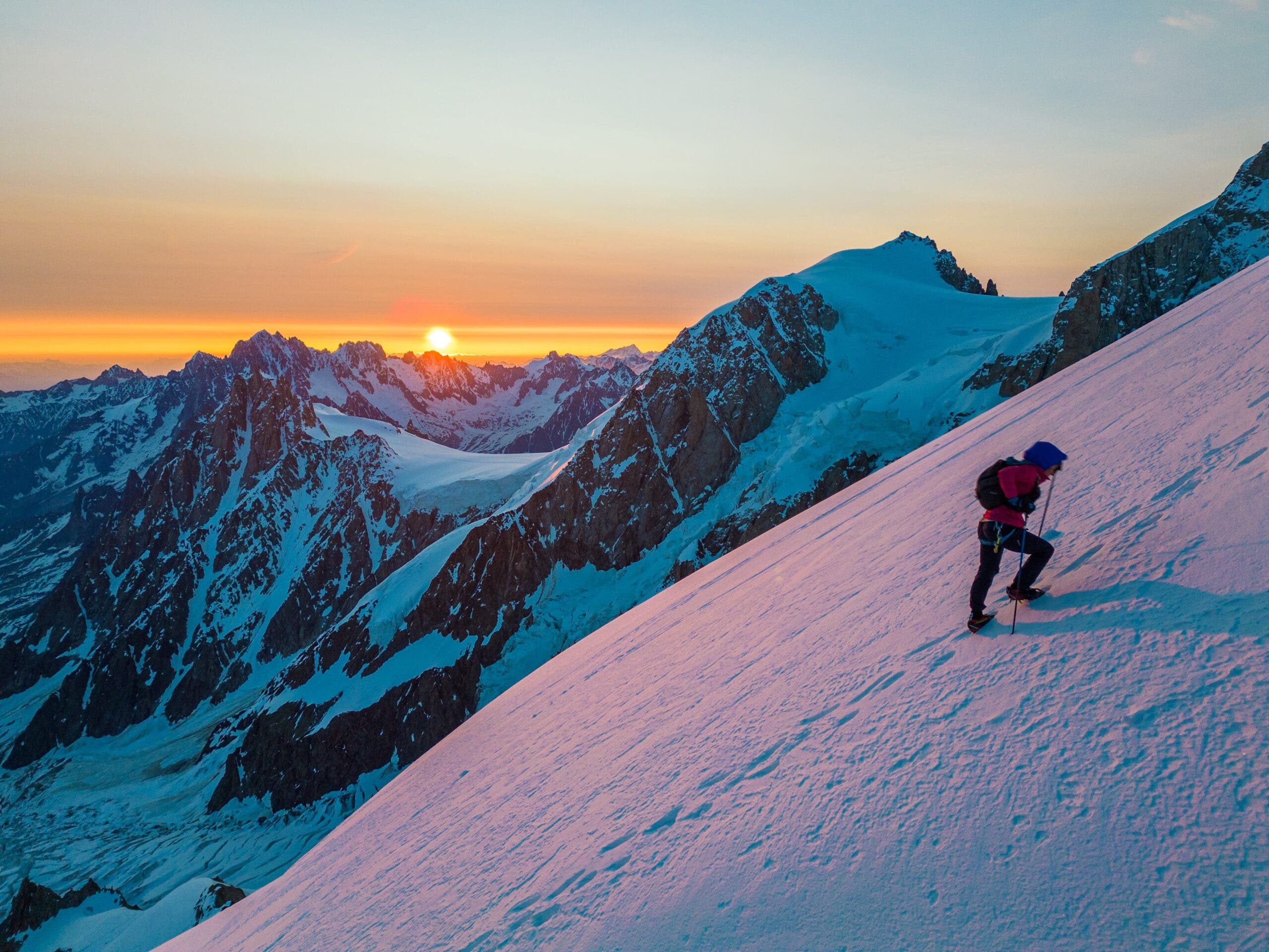 Hillary Gerardi Mont Blanc FKT sunrise