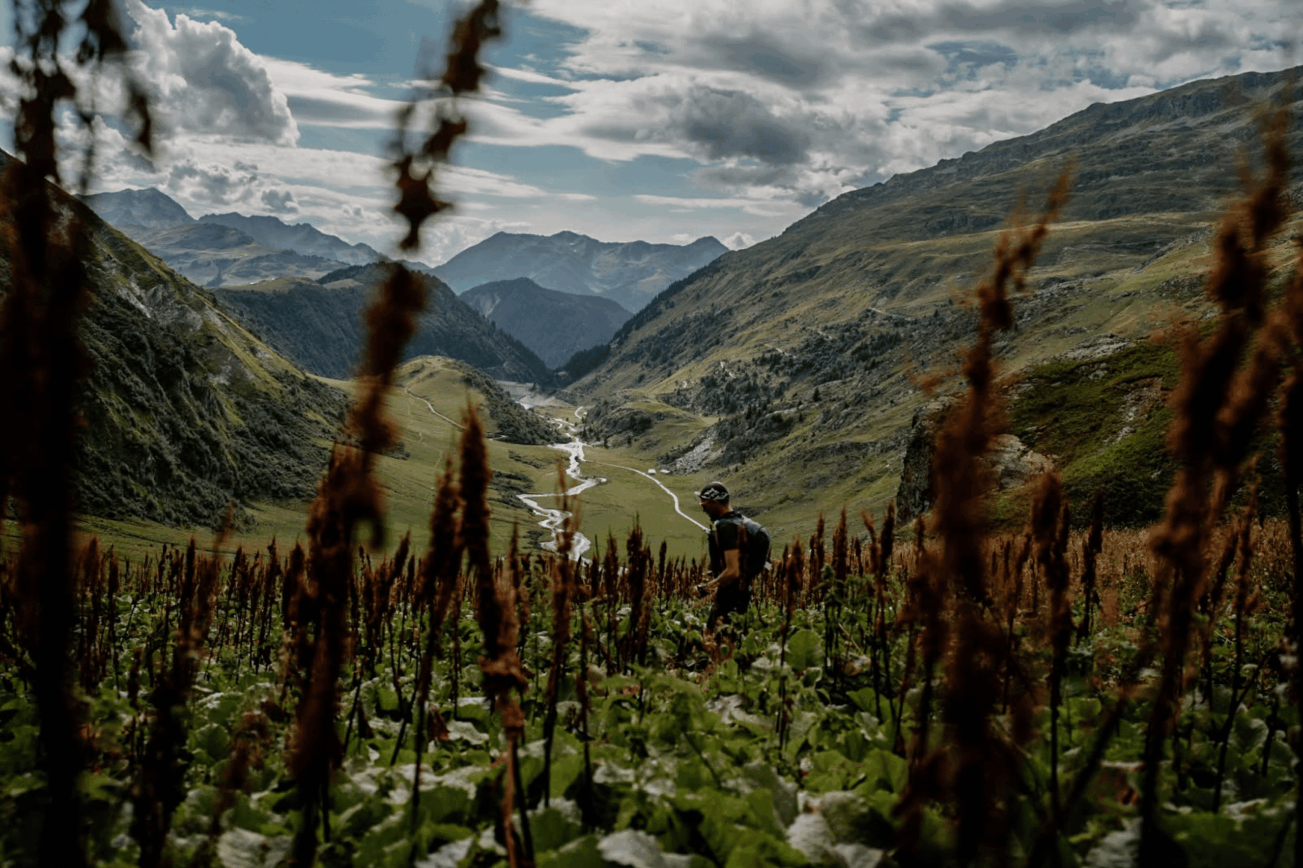 Runners on the steep high-alpine course during the 2026 TDS at UTMB Mont-Blanc