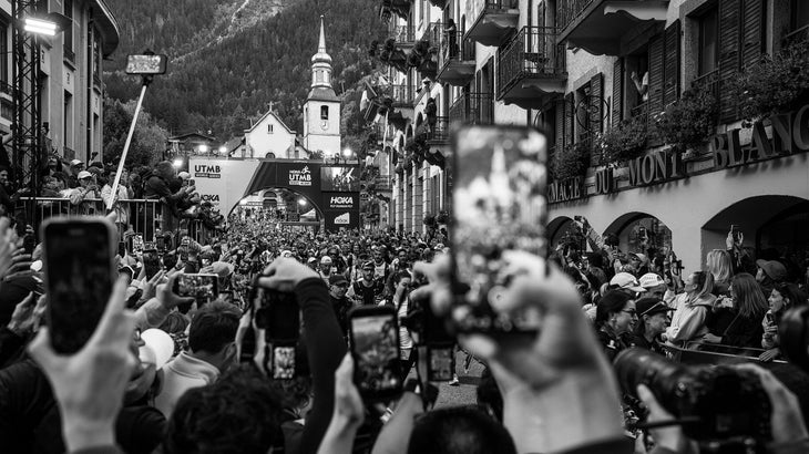 The start. Already the week is young the crowds have found their ways to Chamonix.