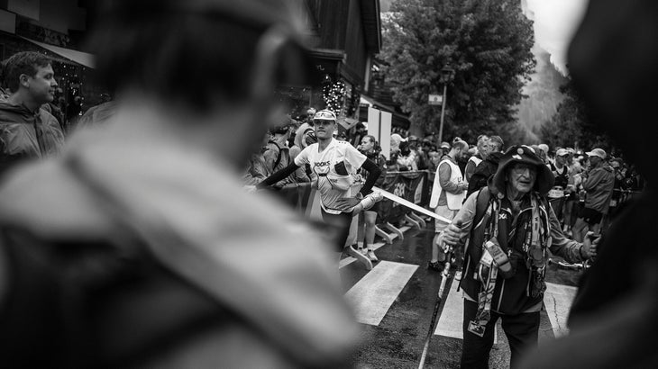 Robert Etellin, 92 years of age, always a part of the UTMB start and finishes. Robert was one of the many workers digging the Mont Blanc tunnel in the 1960’2.